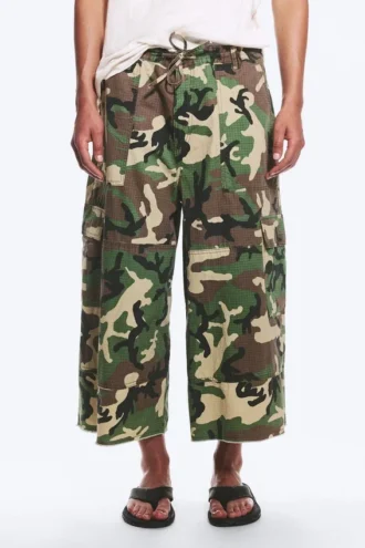 Lange bomulds-cargoshorts – klassisk camouflage