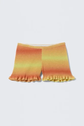 Lavtaljede dip-dye strikkede minishorts – orange og gul