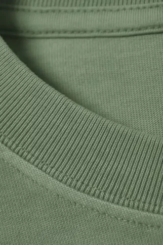 Løs, kasseformet langærmet T-shirt – hvid – grøn stribe