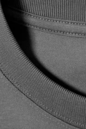 Løs, kasseformet t-shirt med lange ærmer – støvet grå